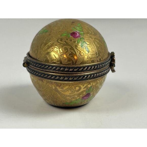 Limoges France Incrustation Trinket Box Hand Painted Roses Raised Gold Oval - Picture 6 of 15